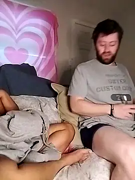 TasteeKitty online show from 03.18.25