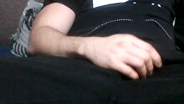 Snapshot of bestofsex99 chatting on 12.17.25 bestofsex99 online show from 12.17.25