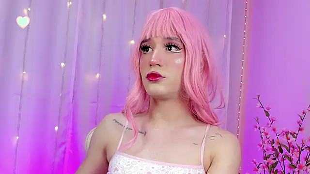 Snapshot of rosseblondee chatting on 09.09.25 rosseblondee online show from 09.09.25