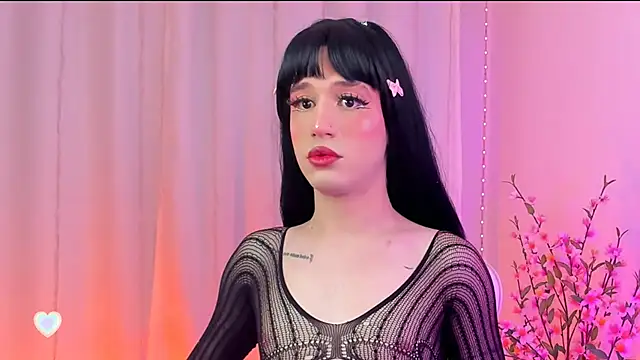 Snapshot of rosseblondee chatting on 10.02.25 rosseblondee online show from 10.02.25