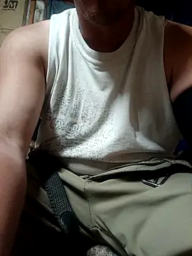 Snapshot of FUNINWV9 chatting on 09.09.25 FUNINWV9 online show from 09.09.25