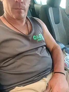 Snapshot of FUNINWV9 chatting on 09.15.25 FUNINWV9 online show from 09.15.25