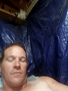 Snapshot of FUNINWV9 chatting on 09.30.25 FUNINWV9 online show from 09.30.25