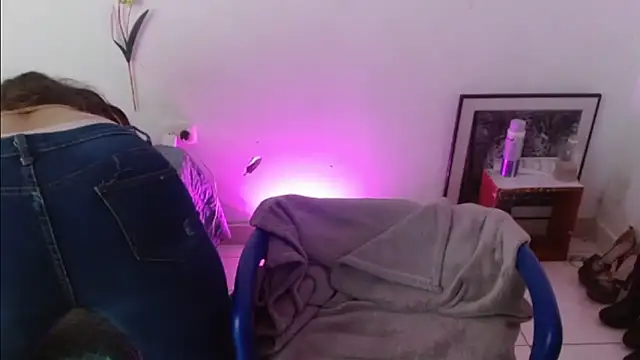 Snapshot of keyklin1 chatting on 02.21.26 keyklin1 online show from 02.21.26