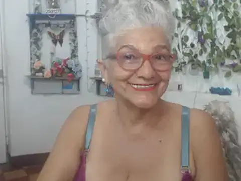 FunnyGrandma online show from 02.08.25