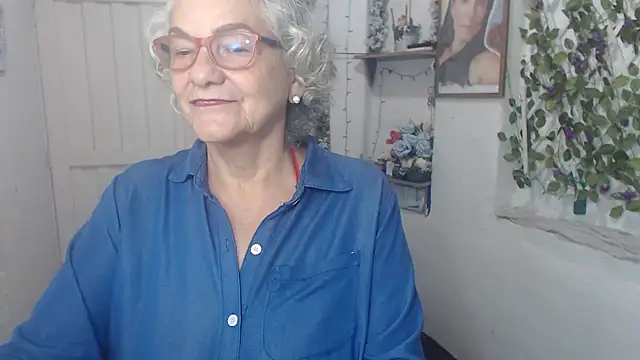 FunnyGrandma online show from 10.13.25