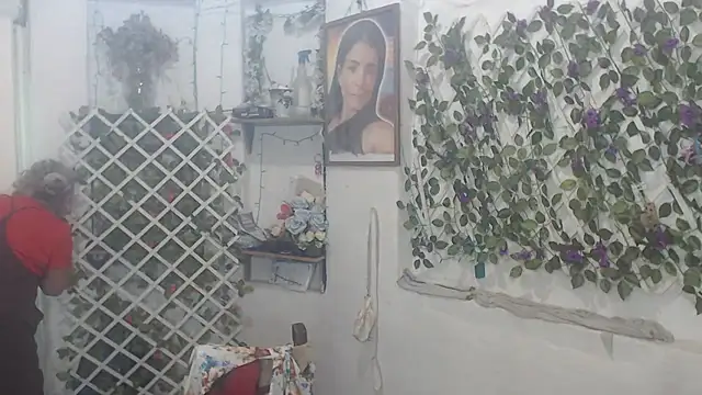 FunnyGrandma online show from 11.23.25