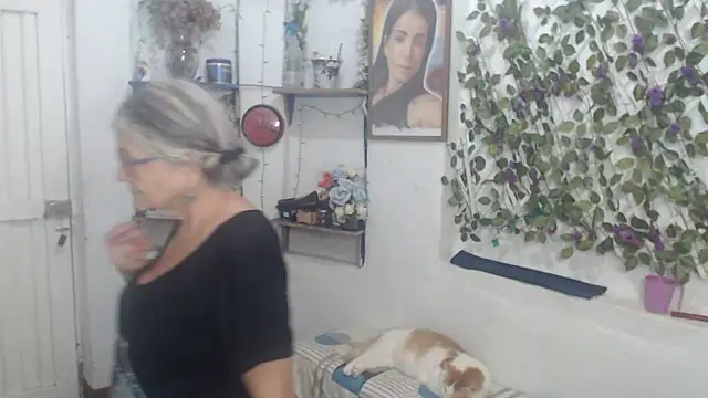 Snapshot of FunnyGrandma chatting on 03.07.26 FunnyGrandma online show from 03.07.26