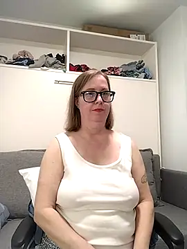 Snapshot of SweetandNaughty1 chatting on 01.07.26 SweetandNaughty1 online show from 01.07.26