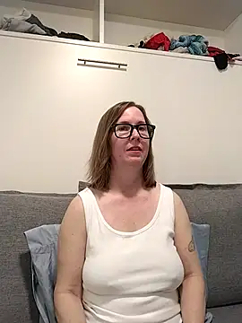 Snapshot of SweetandNaughty1 chatting on 03.09.26 SweetandNaughty1 online show from 03.09.26