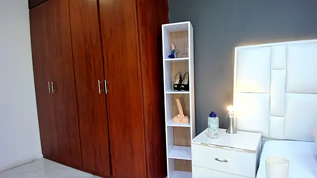 Snapshot of yeral2017 chatting on 09.09.25 yeral2017 online show from 09.09.25