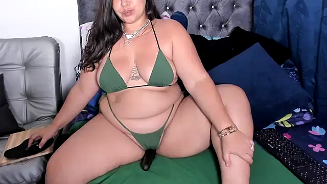 Snapshot of candy_sex_hot_ chatting on 01.15.25 candy sex hot  online show from 01.15.25