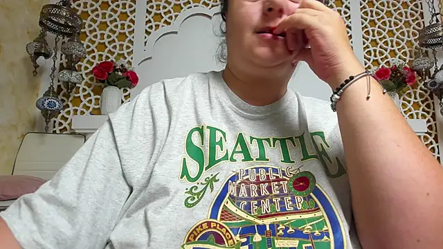 AleshaArabian online show from 09.18.25