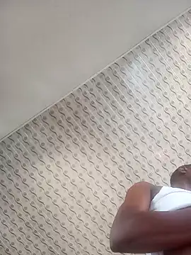 Snapshot of Daddieblack1 chatting on 12.14.24 Daddieblack1 online show from 12.14.24