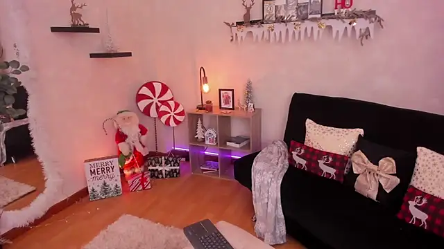 EmmyEvans1 online show from 12.02.25