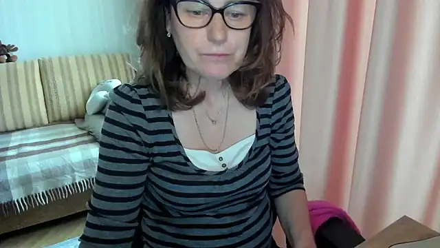 lauraoven online show from 05.03.26