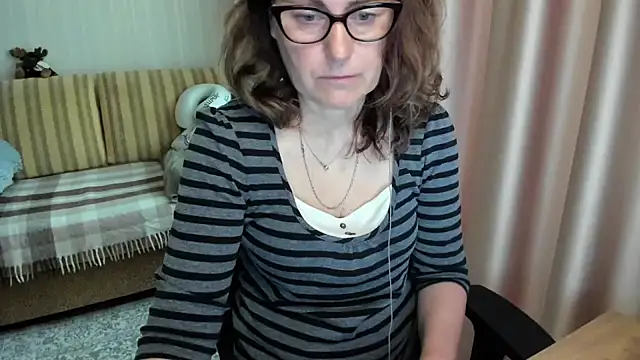 lauraoven online show from 05.29.26