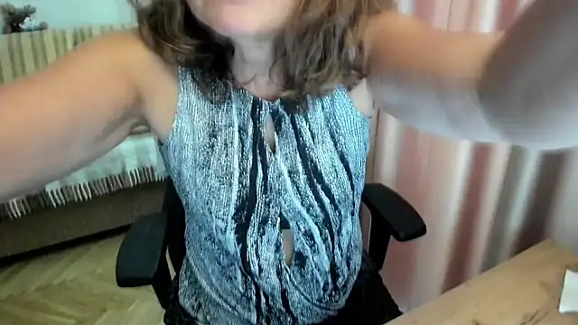lauraoven online show from 08.04.26