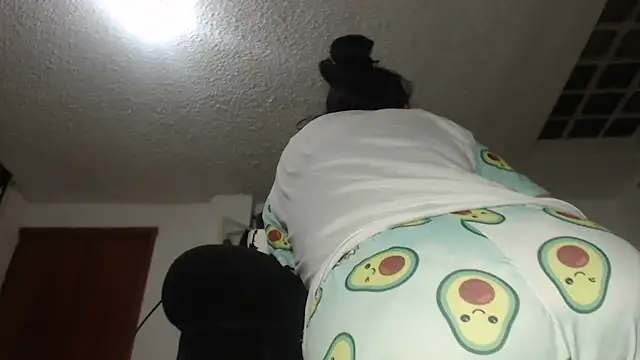 prettyangelsquirt online show from 02.22.25