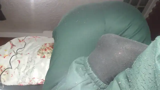 prettyangelsquirt online show from 10.22.25