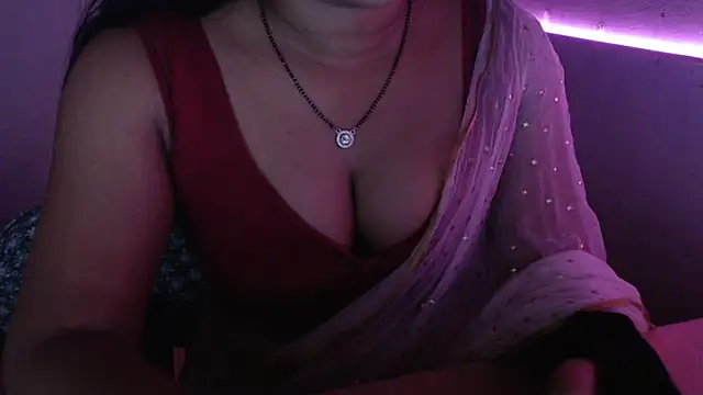 Open Heart Lennon online show from 11.08.25