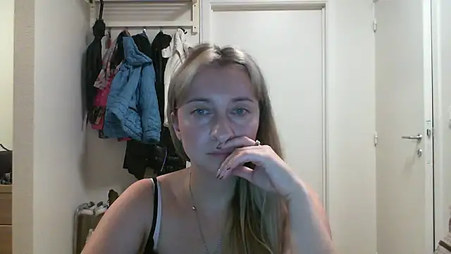 SusanCurt online show from 10.11.25