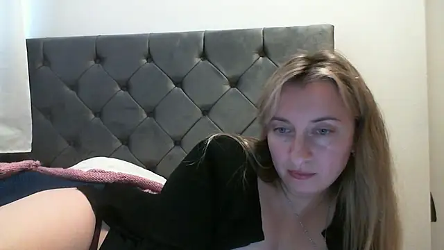 SusanCurt online show from 11.13.25