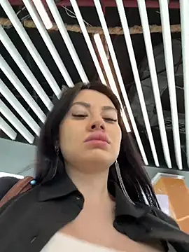 Wet  Bunny online show from 04.30.26