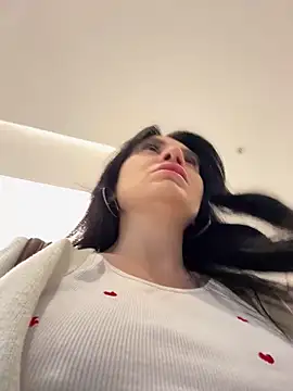 Wet  Bunny online show from 05.05.26