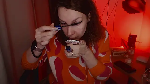 Snapshot of JohansonKatie chatting on 01.13.25 JohansonKatie online show from 01.13.25