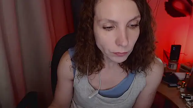 Snapshot of JohansonKatie chatting on 01.14.25 JohansonKatie online show from 01.14.25