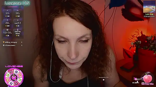 Snapshot of JohansonKatie chatting on 02.22.25 JohansonKatie online show from 02.22.25