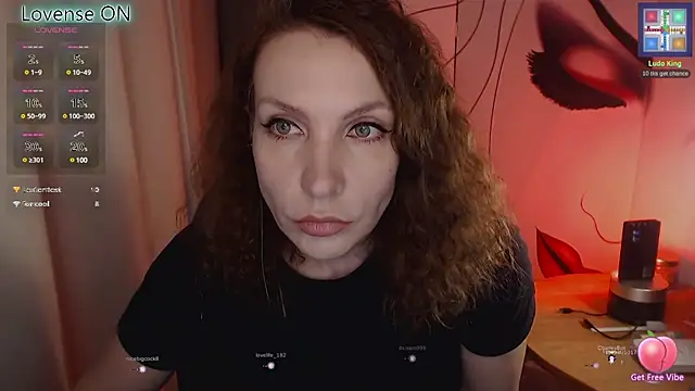 Snapshot of JohansonKatie chatting on 03.01.25 JohansonKatie online show from 03.01.25