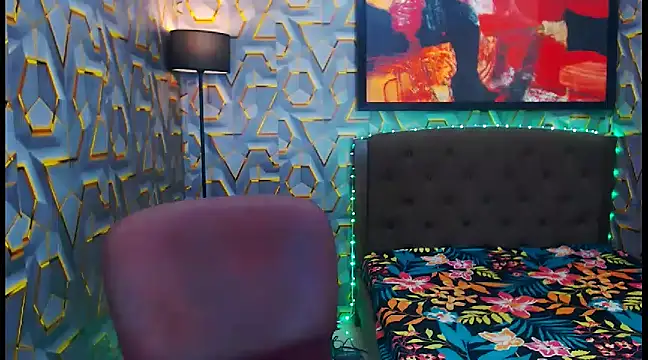 KylieMaxwellCaulfield TS online show from 12.19.24