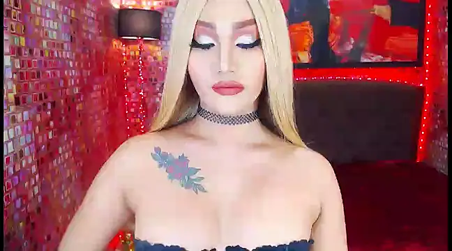 KylieMaxwellCaulfield TS online show from 03.03.25