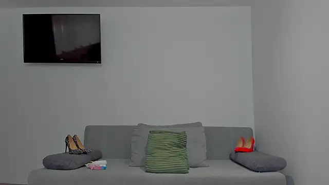 Snapshot of emilianna666 chatting on 03.10.26 emilianna666 online show from 03.10.26