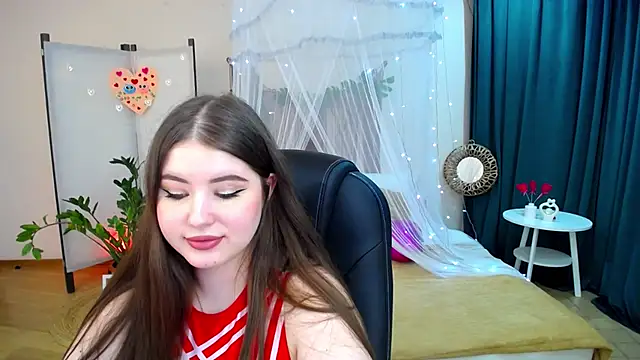 NicoleFoxery online show from 02.19.25