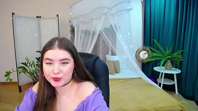 NicoleFoxery online show from 03.14.25