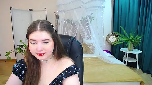 NicoleFoxery online show from 03.18.25