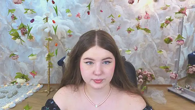 NicoleFoxery online show from 06.06.26