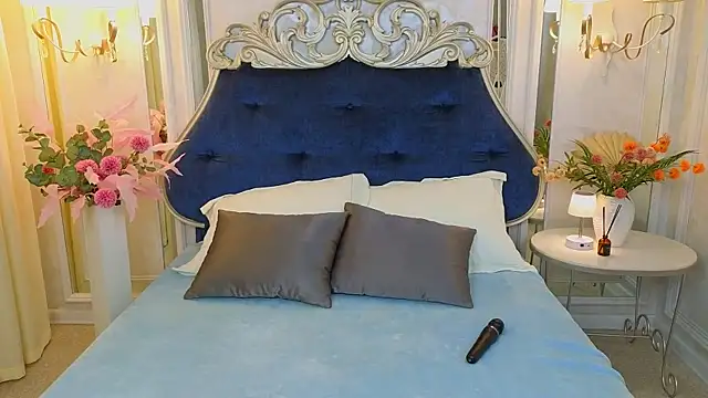 Ariana Petite online show from 05.15.26