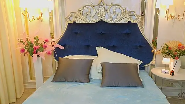 Ariana Petite online show from 05.15.26