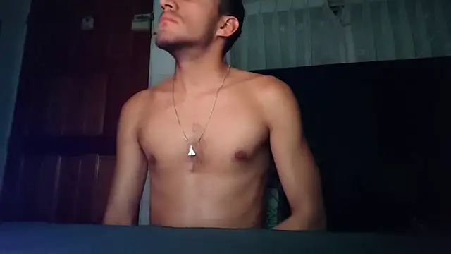 Snapshot of TommyMomentum chatting on 03.13.26 TommyMomentum online show from 03.13.26