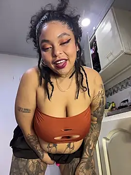 PrincessLauren420 online show from 12.19.25