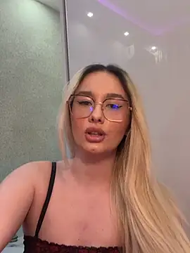 mollyxxx online show from 04.26.26