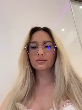 mollyxxx online show from 05.03.26
