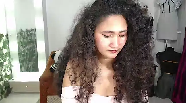 Snapshot of Petite_schoolgirlx chatting on 03.18.25 Petite schoolgirlx online show from 03.18.25