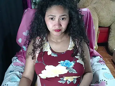 Snapshot of Petite_schoolgirlx chatting on 09.21.25 Petite schoolgirlx online show from 09.21.25