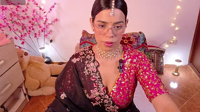 Snapshot of Anandacute1 chatting on 10.20.25 Anandacute1 online show from 10.20.25