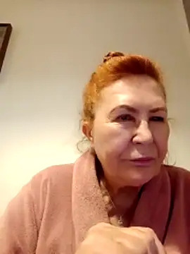 Hottie-Mom online show from 04.29.26